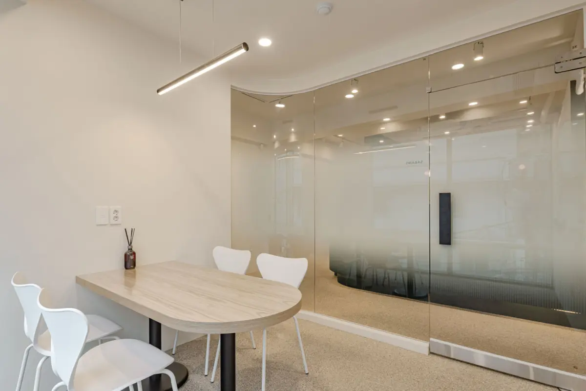 아늑한 소규모 미팅룸 인테리어